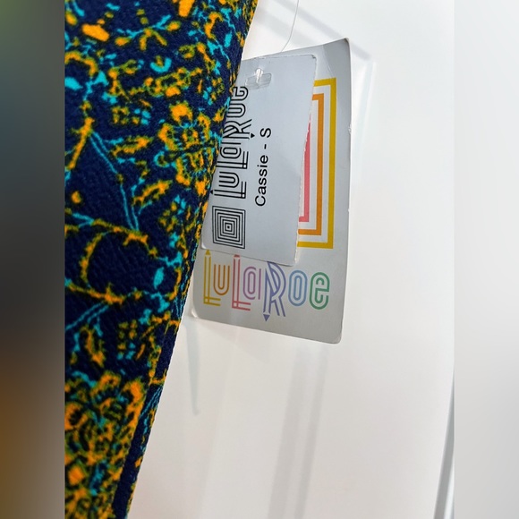 NWT Lularoe Cassie Skirt Size S - Picture 5 of 5